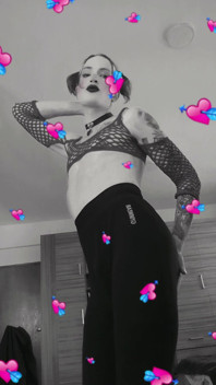 Traxy Femboy Dance