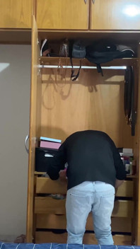 パンティー泥棒が2人のぽっちゃり巨乳ブラジル人の女の子と性交