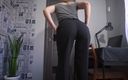 Teasecombo 4K: Sekretářka kalhoty příliš těsné, tak se roztrhají