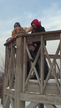 Perverted slut and deviant guy fucking in the city