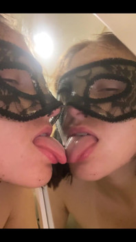 Wow I Like Fuck Myself Near Mirror Look at This Wet Pussy