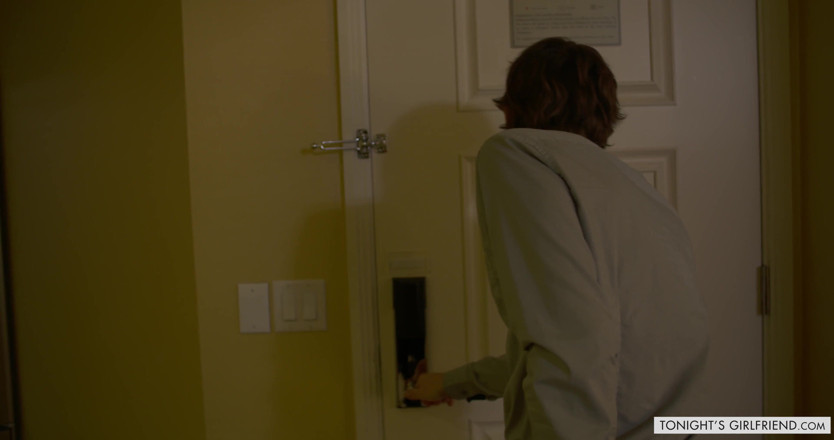 Tonight's Girlfriend: Tonight's girlfriend - 'will titty fuck for jizz': big juicy boobs