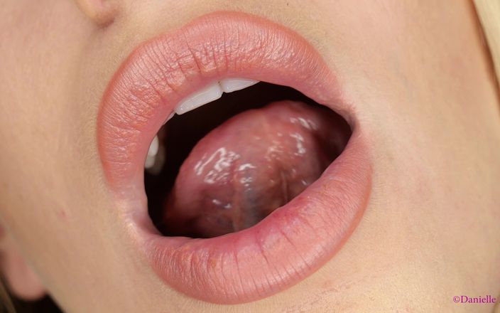Danielle Maye: Beautiful Lips Custom