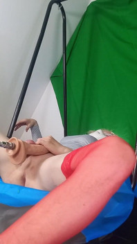 Tüylü Kıçımda Dildo 2