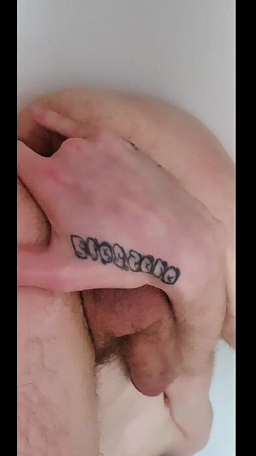 Nick96_shy: Komfortowo rozciągnięty na kilka dni