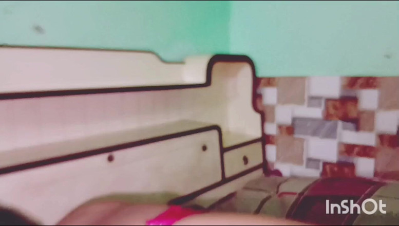 Cute brandy: 인도 마누라와 애널 섹스