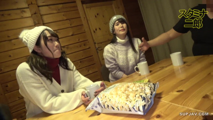 Asian happy ending: 흑인 대물 자지에게 따먹히는 아시아 소녀