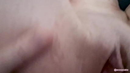 Scoopcake: Scoopcake ottiene il suo primo creampie e sborrata da un...