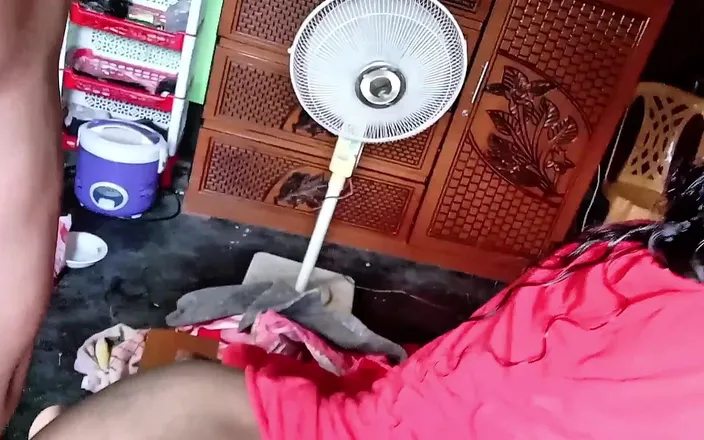 Deshi women: Viral Video of Indian Beautiful College Girl Tasneem