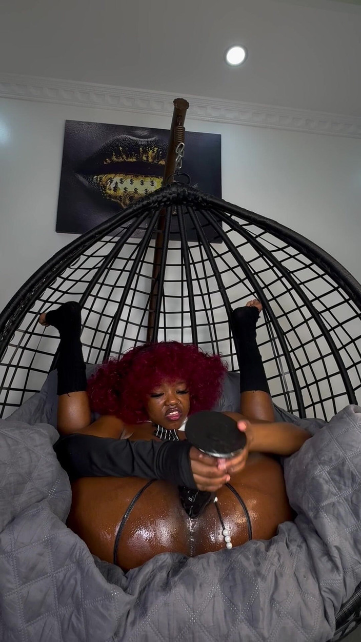 SEXXY-DAISY: Fisting dilda určitě bude konec mě