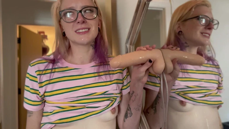 Miss Ellie Roleplay: The Girl Next Door