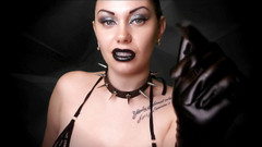 Goddess Misha Goldy: Napij se plivačky mé bohyně, poražené a sperma, zatímco ho...