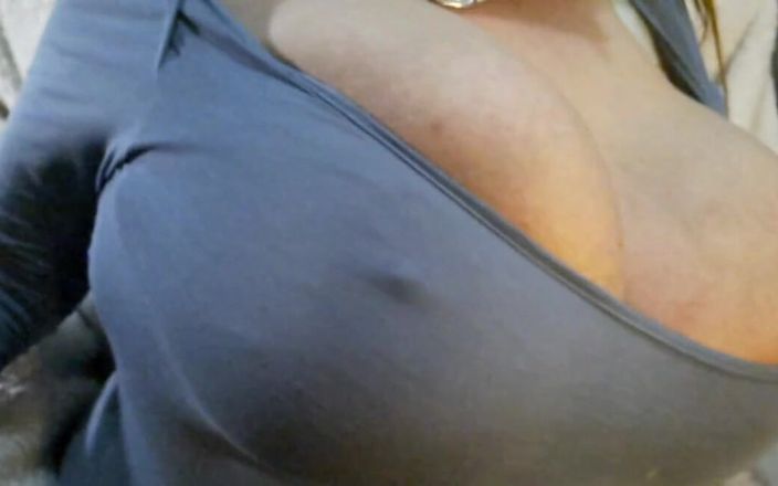 Huge Boobs Wife: Zapnout...