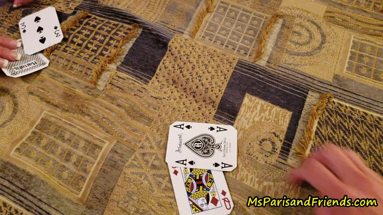 Ms Paris and Friends: Ms paris와 그녀의 카드 속임수
