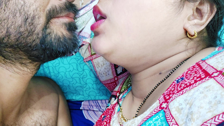 Sexy desi bhabhi studio: Husband Wife Bedroom Romance Kissing Hindi Audio