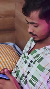 Ba Nandi làm tình mạnh bạo với búp bê em bé