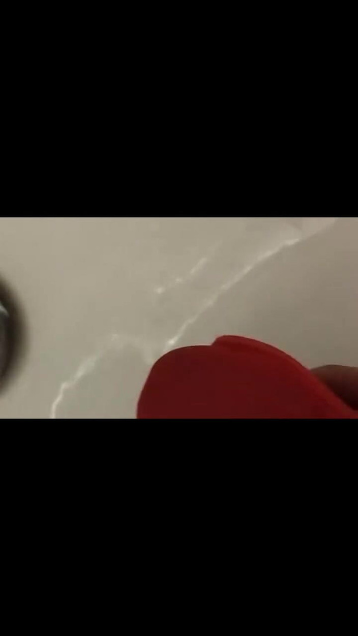 cyryl_444: पड़ोसी की पैंटी में सह