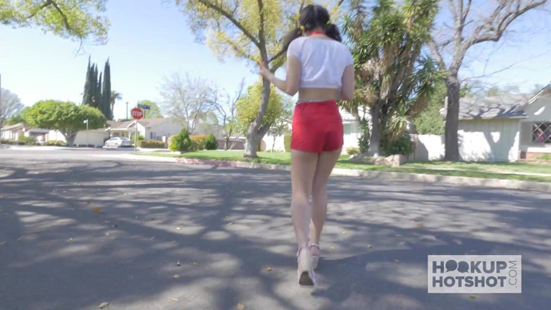 Hookup Hotshot: Pretty teen Rose Darling gets used up like a sex...