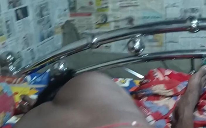 Monika Bhabhi: Vidéo de sexe avec une bhabhi indienne