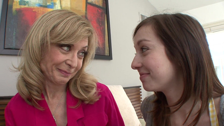 Stepmom Seduction: Stunning milf shows her stepdaughter how to suck pussy