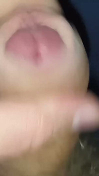 Preputul netăiat cu spermă lentă Mo