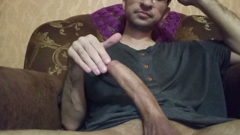 Alex Metallov: กูลูบควยแข็งใหญ่ของกู น้ําแตกเต็มลูก
