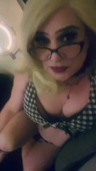 Krissy Sweets Fucks Asshole