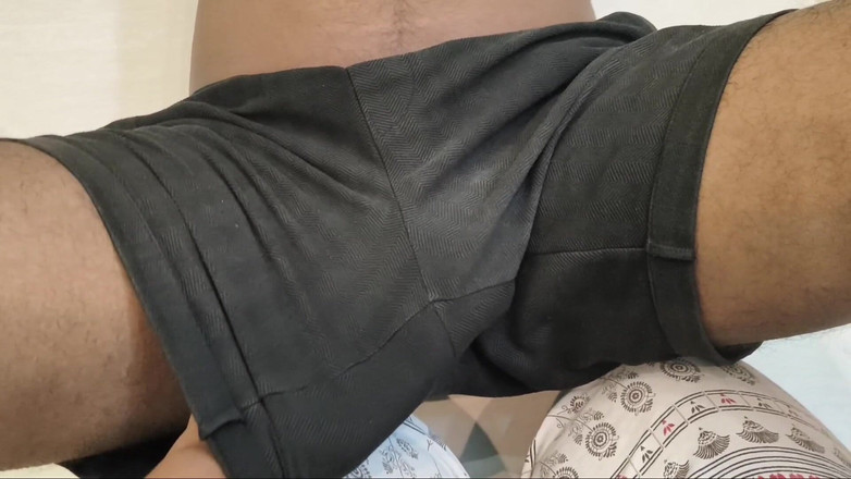 SneakyManner48: Meine tamilische freundin ging raus