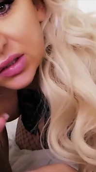 Nina Kayy, pipe en POV