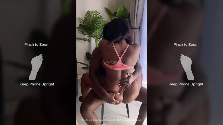 Afrocummy: Menunggang batang itu perlahan sehingga awak pancut ke dalam