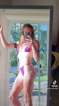 Eva Summers, junho de 2025 Tiktok Princess Zelda cosplay compilação