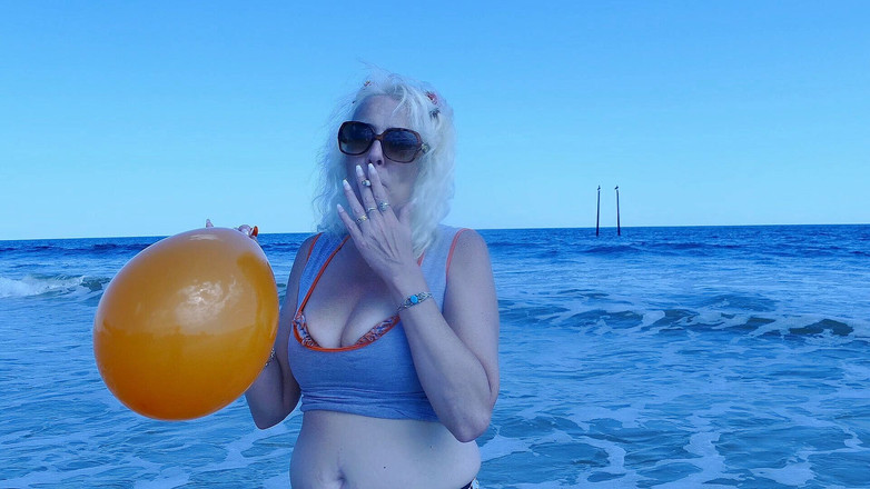 Marvellee Studios: Carolina beach pijpbeurt te knallen