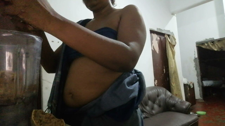Tina Baby: Indiana MILF pega 4 - ela está pronta para um sorvete