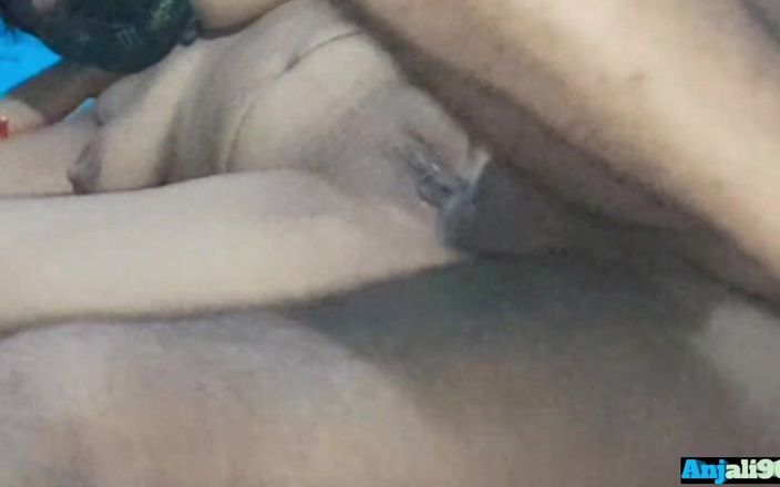 Anjali904: Красивая индийская молодая девушка трахается в дом