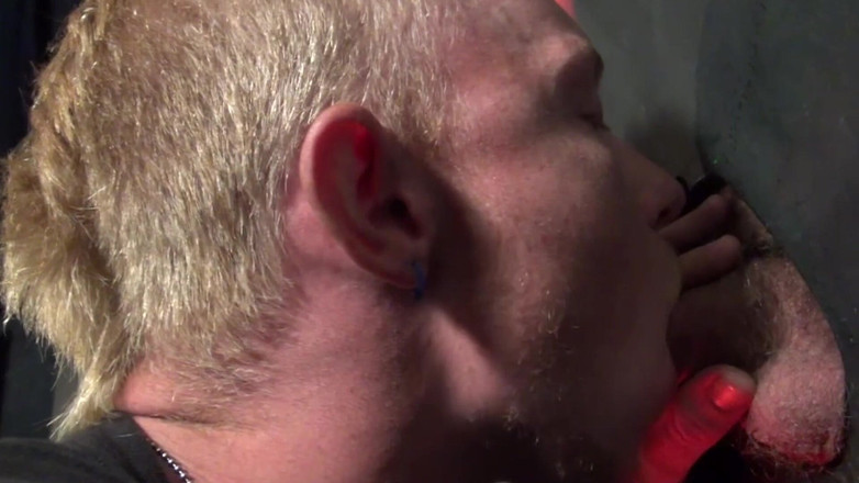 SEXUAL SIN GAY: Couvre-moi de scène de sperme - 4_two des jumelles profitent du glory...