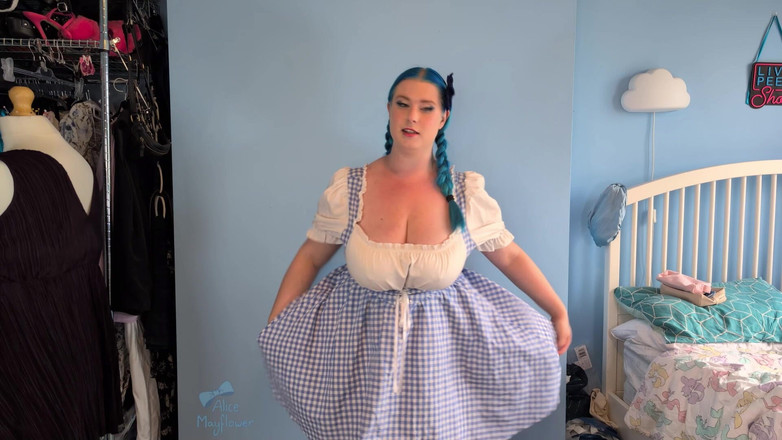 Alice_Mayflower_Scottish: Zamieniając się w hucow i błaga o spermę - solo girl