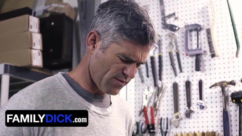 Family Dick: Perv stepdad president oaks makes his stepson play with his...