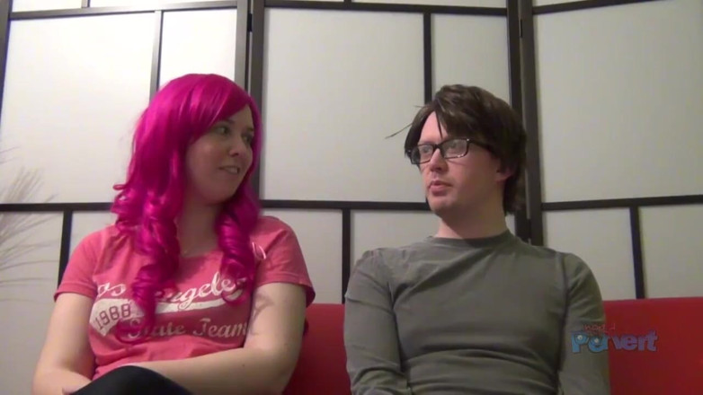 Nerd Pervert: Sasha - porno-overreding
