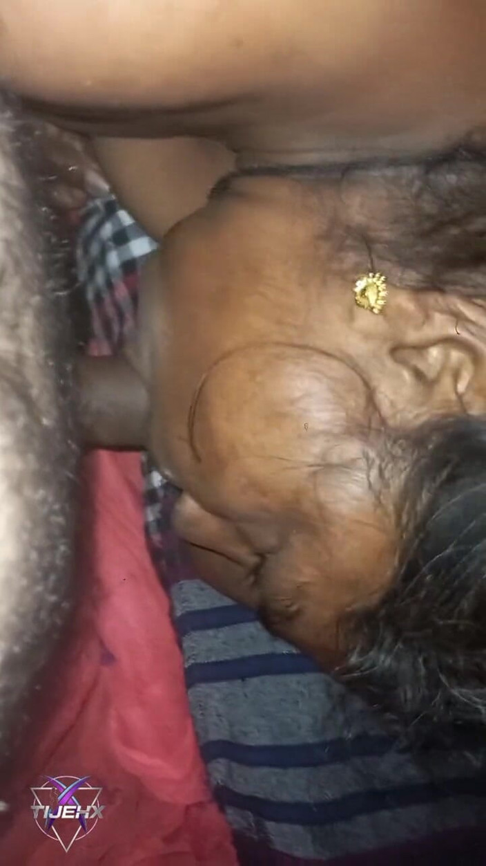 TijehX: Insatisfecha india del pueblo follada con su cuñado