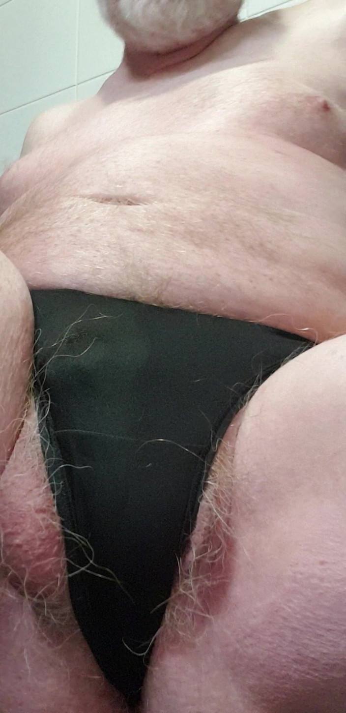 Redhairy4u: Batang kecil kencing dan pancut