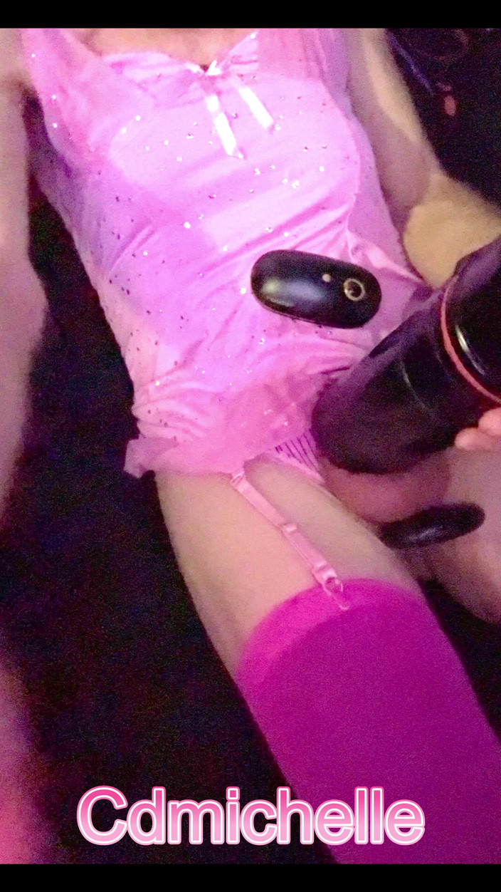 Cd Michelle lingerie: Cdmichelle Кладет, Играет С Игрушкой