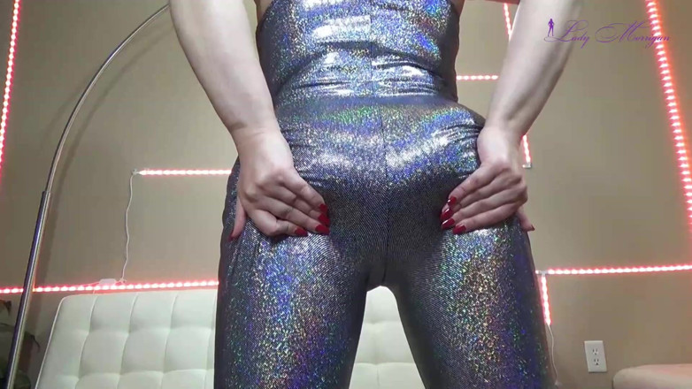 Morrigan Havoc: Shiny holographic catsuit ass &amp; hips tease