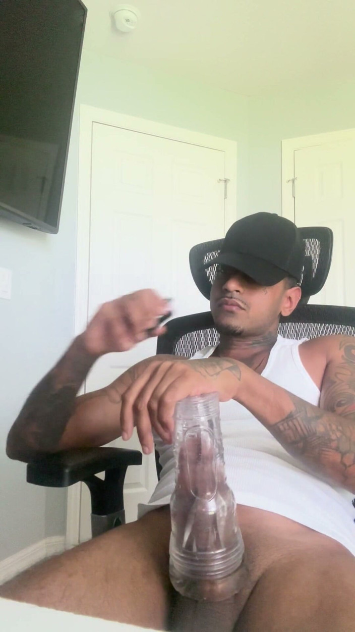 Nando Sinz: Folosind un Clear Fleshlight and Nutting - Nando Sinz