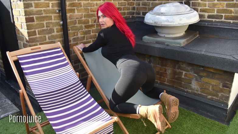 Cheeky UK girls: Un rapido e go con protagonista Roxi Keogh