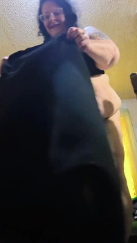 Hard Boss Has a Task Shes Squirting at Last
