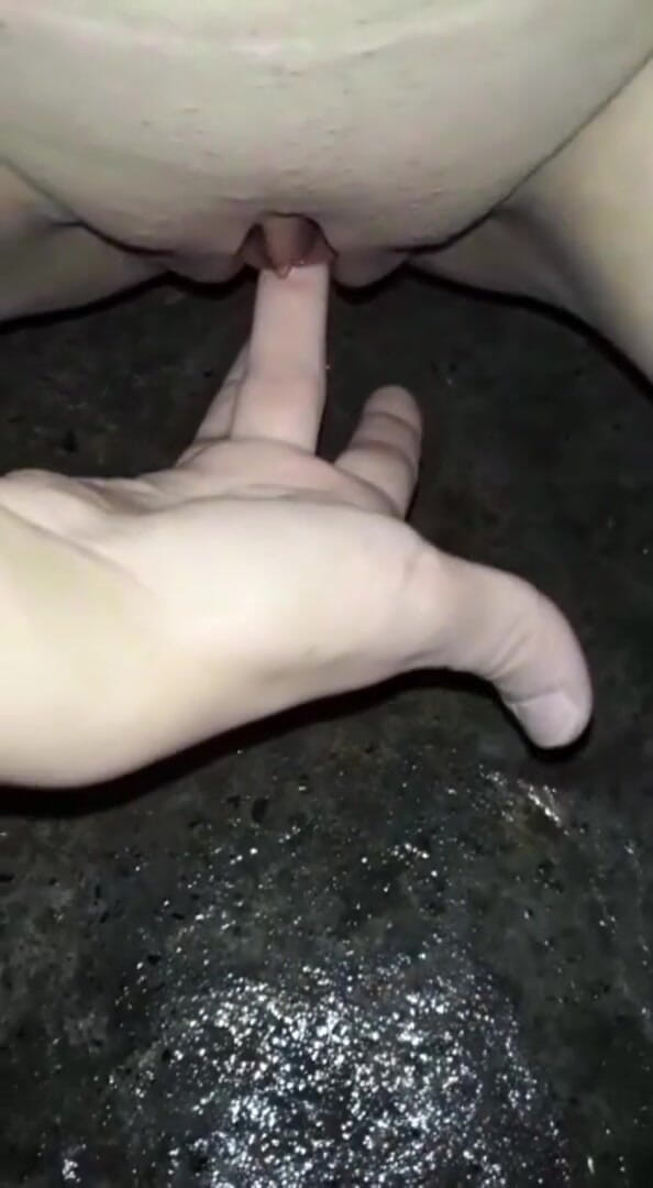 Cutie girllll: Figürüm mastürbasyon gösteriyor bölüm 1