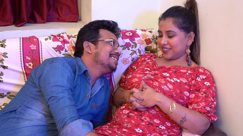 JAYESH GUPTA: Tina Nandy mit neuem freund