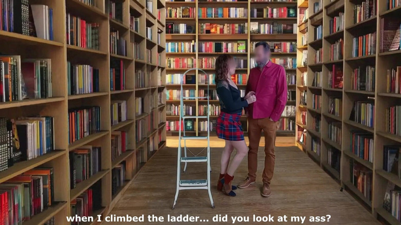 LadyRoma: Nečekaně vykouřím učitelku chemie v knihovně