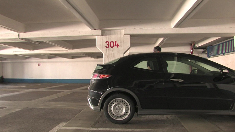 Under German Roofs: Nadržené německé děvky mají mokré kundičky a chtějí být tvrdě...