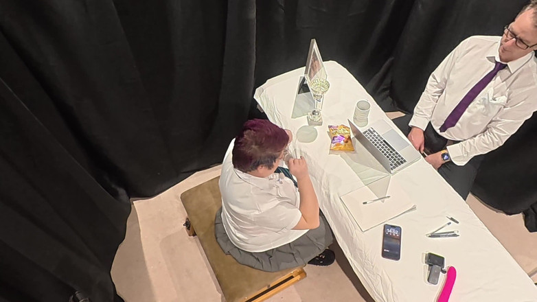 The Izars: 教師のダーティ・スラット:オーガニズム V オーガズム